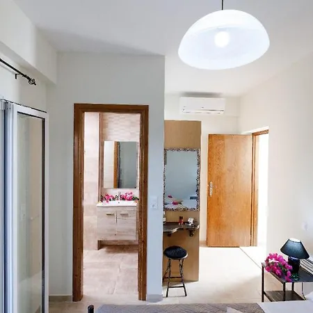 Stunning Plumeria Rethymno Villa